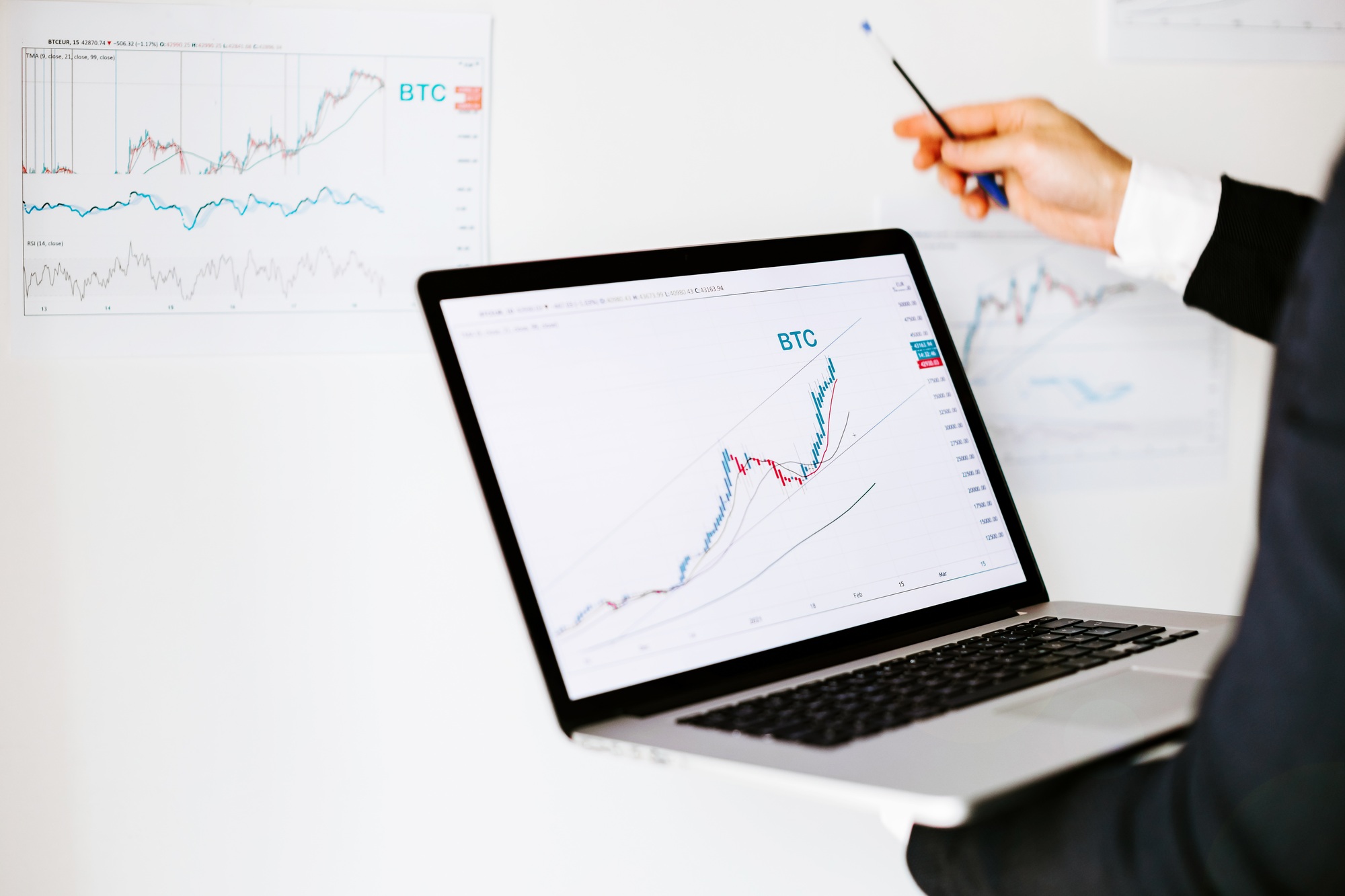 Top 3 Altcoins That Could Triple in Bitcoin Bull Run