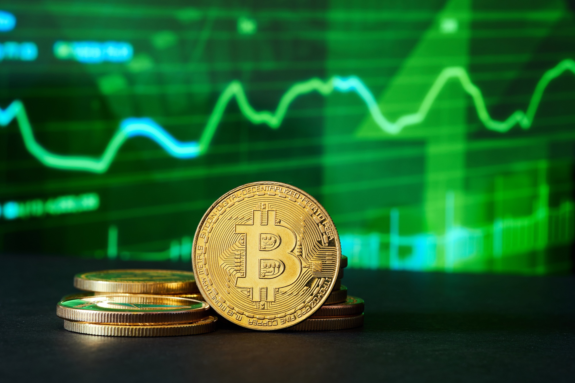 Bitcoin Faces Pressure as “Death Cross” Looms and Investor Fear Grows