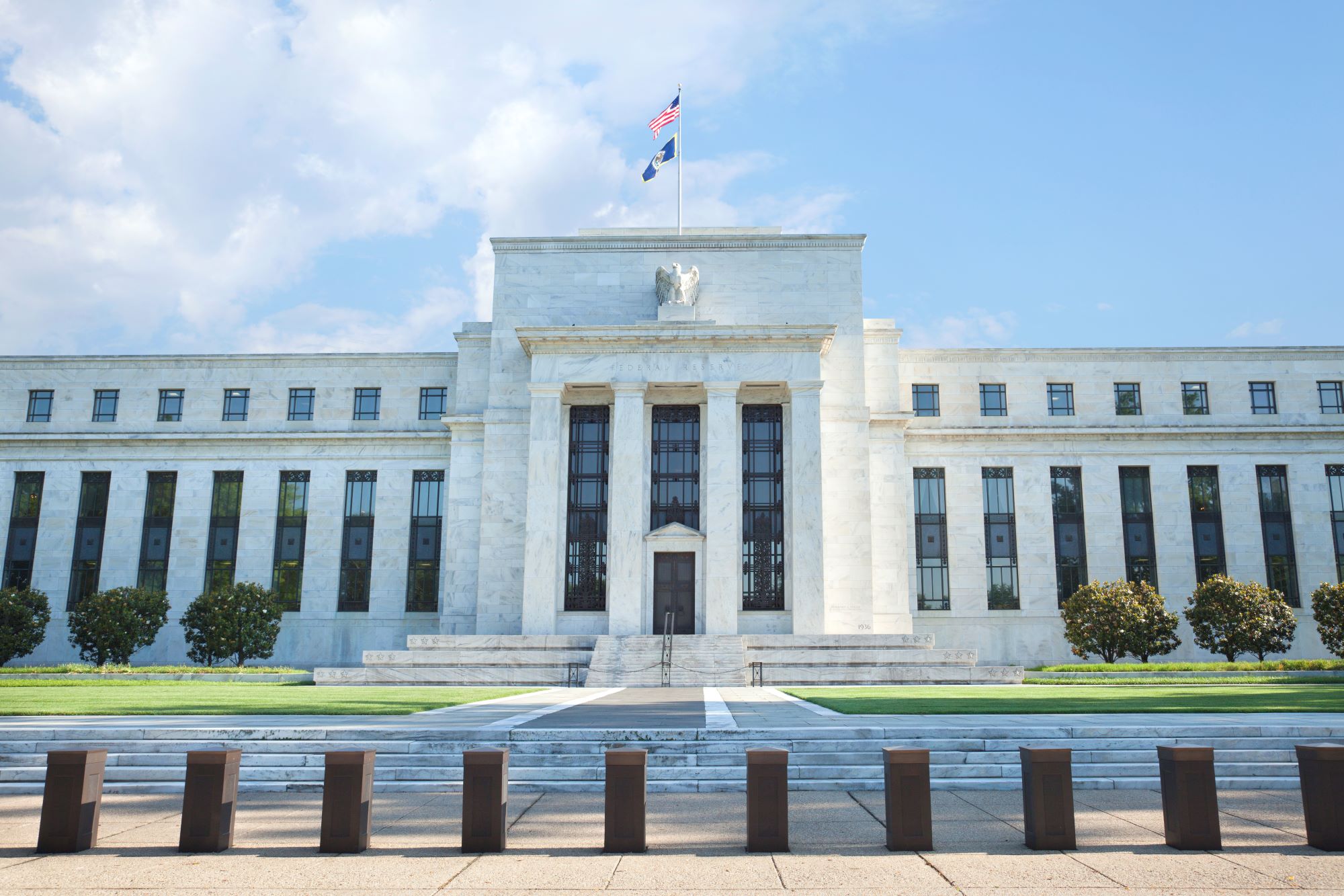 Fed's Musalem Warns of Below-Trend Growth and Elevated Inflation Risks