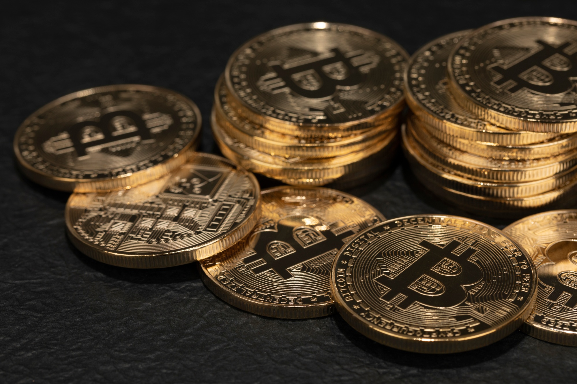 Bitcoin Treasure Hunt: $800M Lost Hard Drive Inspires New Docuseries