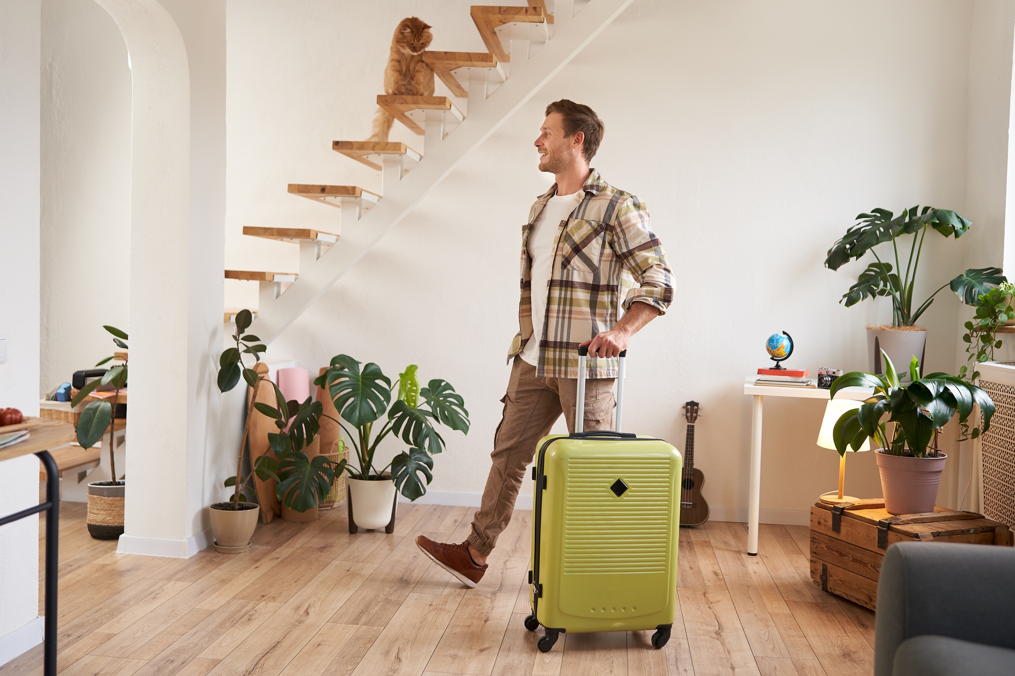 Airbnb rolls out AI bot for customer service, reduces live agent needs by 15%