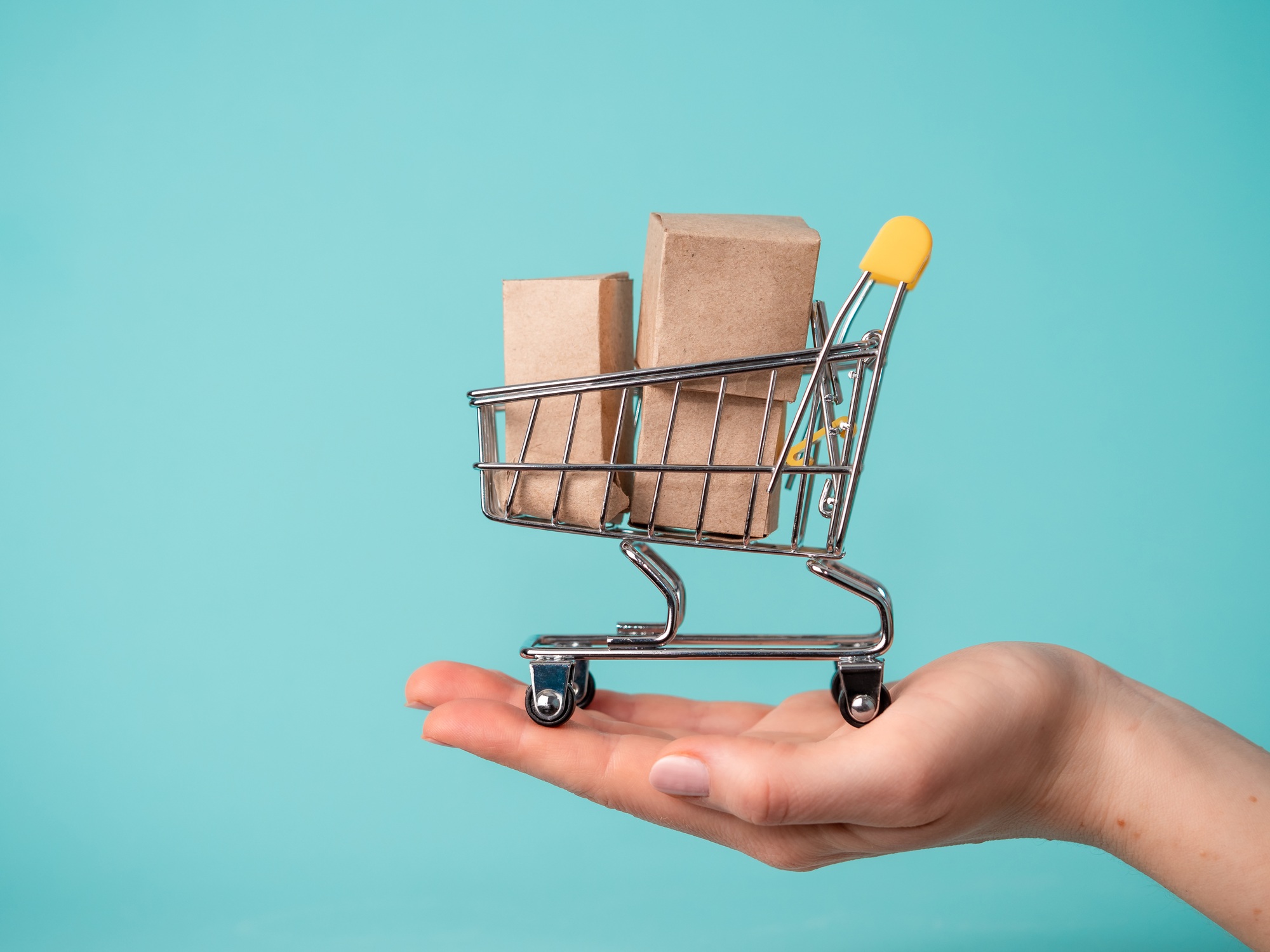 eBay and Etsy stay strong despite tariffs, thanks to local sourcing