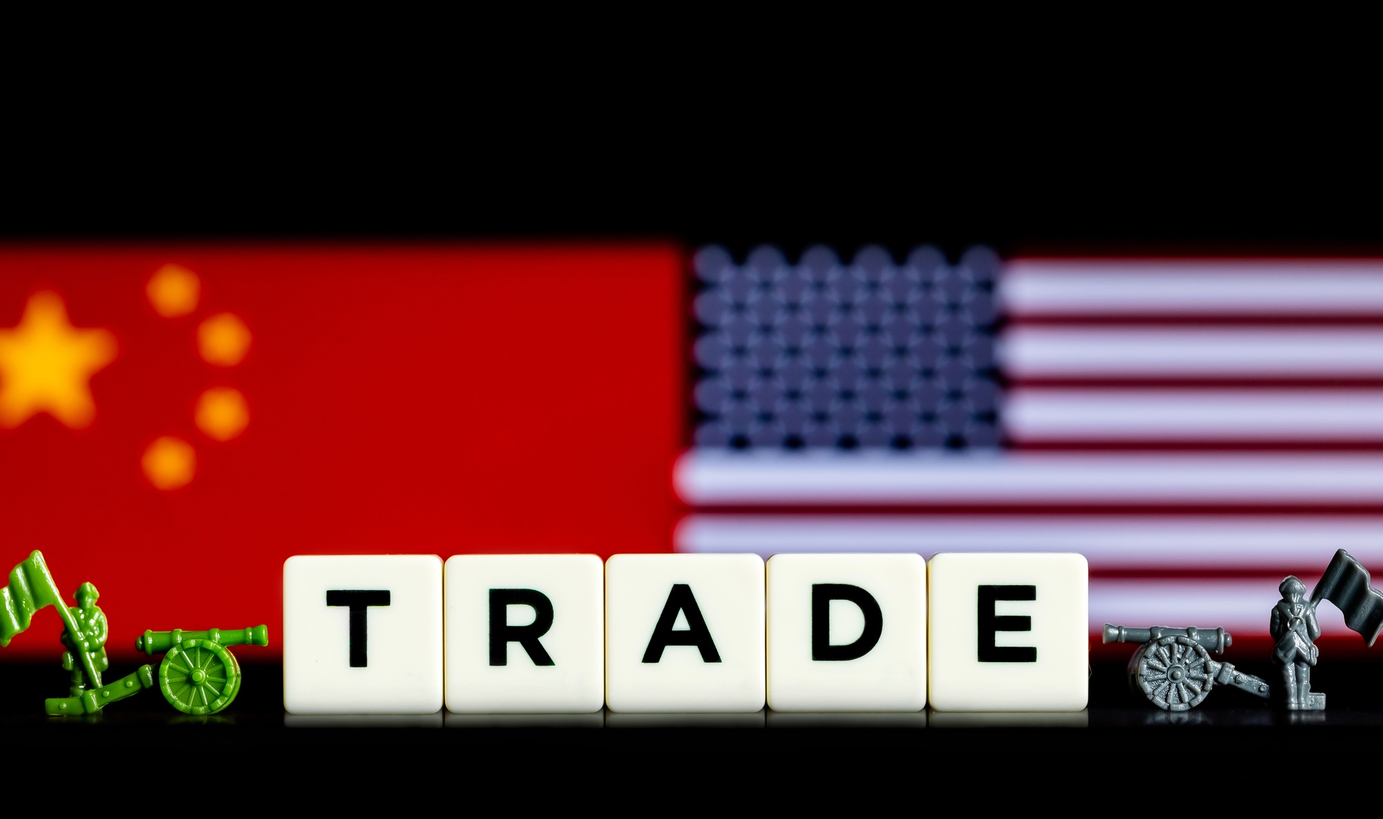 Apple Stock Under Pressure from China Sales Dip and Tariffs