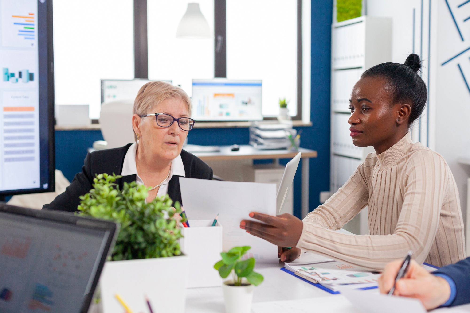 How to Create a Financial Vision Board for Motivation