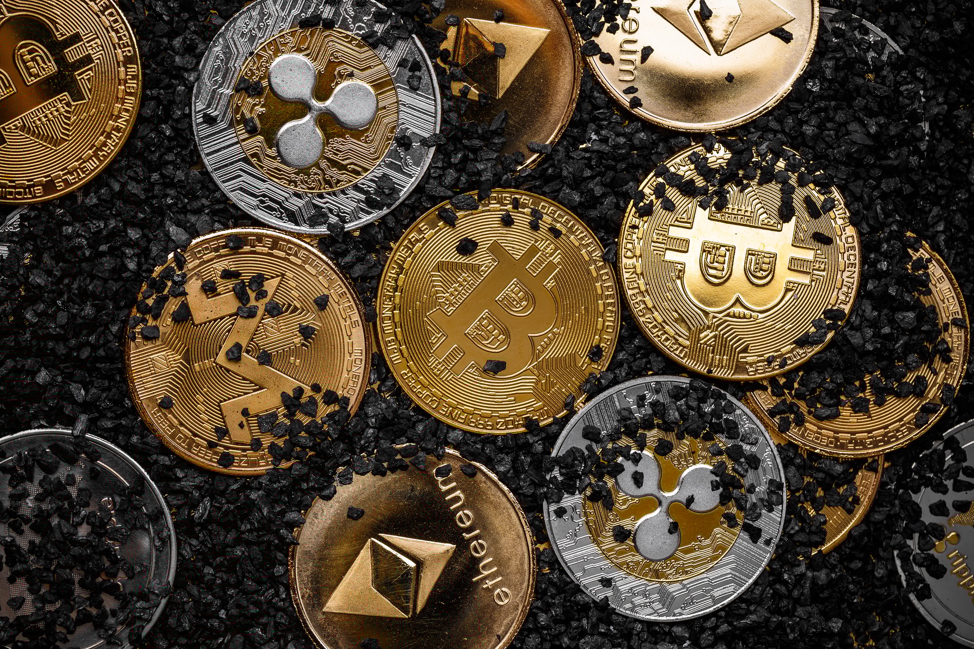 Altcoins Make a Strategic Comeback as Bitcoin Dominance Wavers
