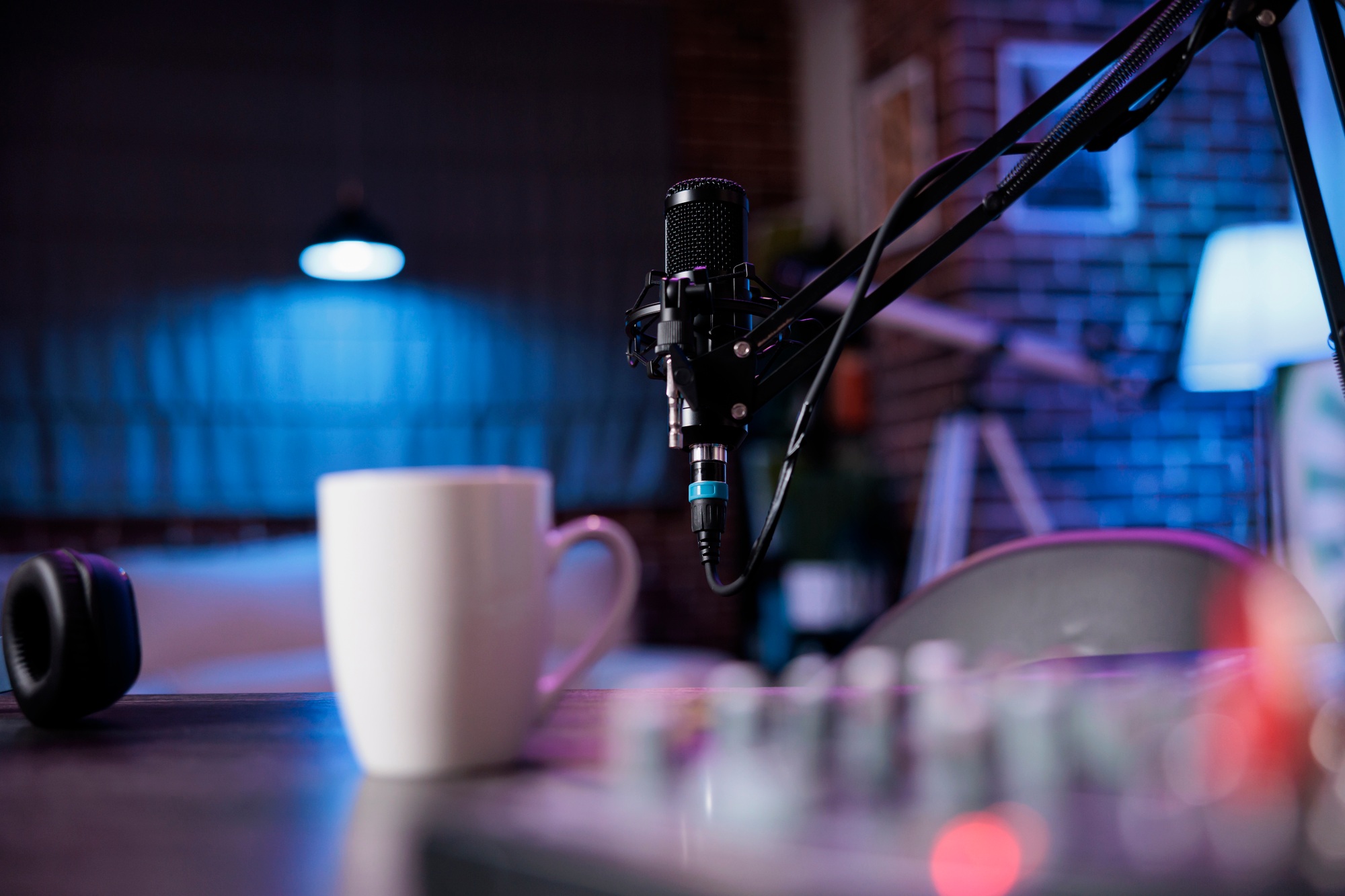 Top 14 Finance Podcasts Every Investor Should Hear
