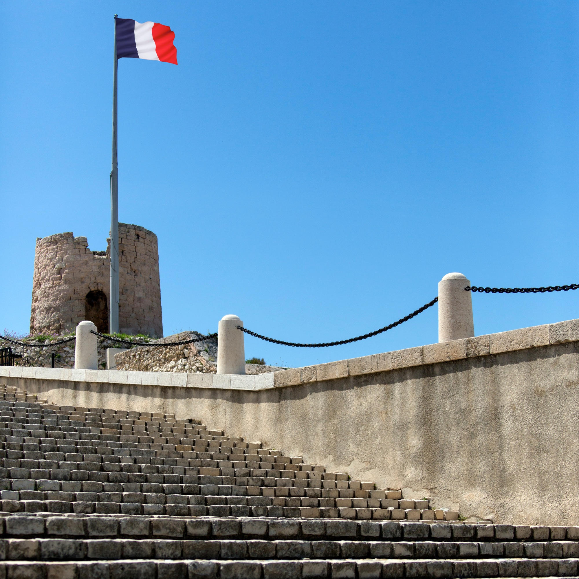 France Detains Five Suspects in Cryptocurrency Kidnapping Case