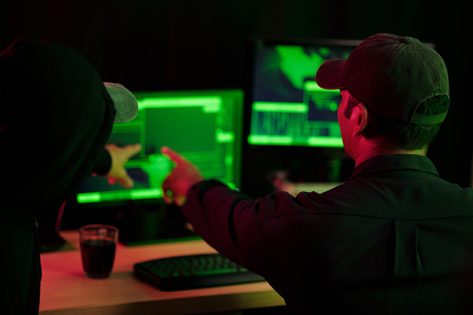Crypto Crime Supercycle Fueled by Politicians’ Memecoins and Dropped Cases