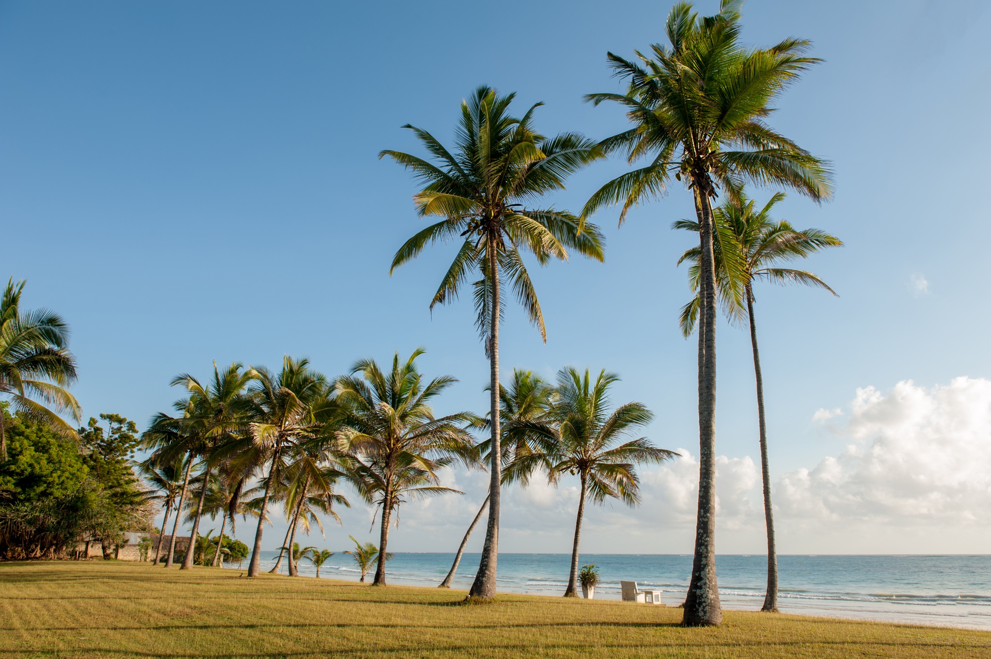 Bob Vila's Lakeside Home in Palm Beach Sells for $33 Million