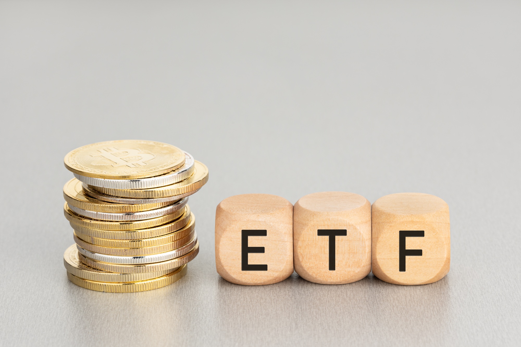 BlackRock's Bitcoin ETF Surpasses S&P 500 Fund Revenue