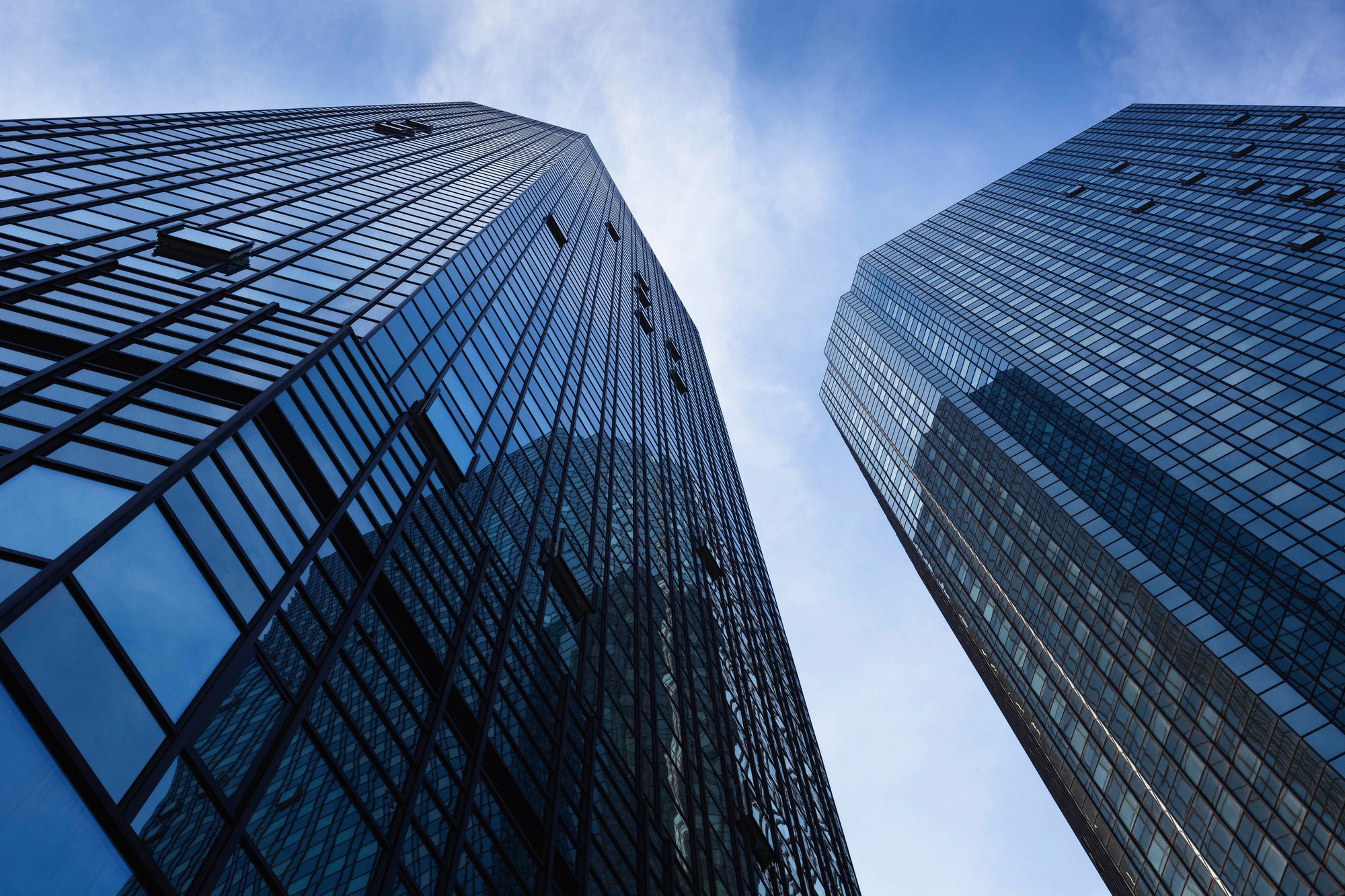 Deutsche Bank Faces Challenges in Maintaining Lead in Leveraged Finance