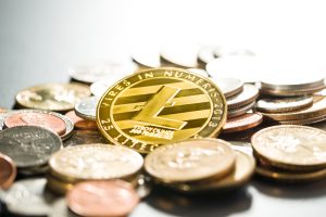 Altcoins Surge as Bitcoin Dominance Remains Unchanged, Says Analyst