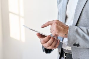 Jamie Dimon Overextends Fintech Strategy, Experts Warn