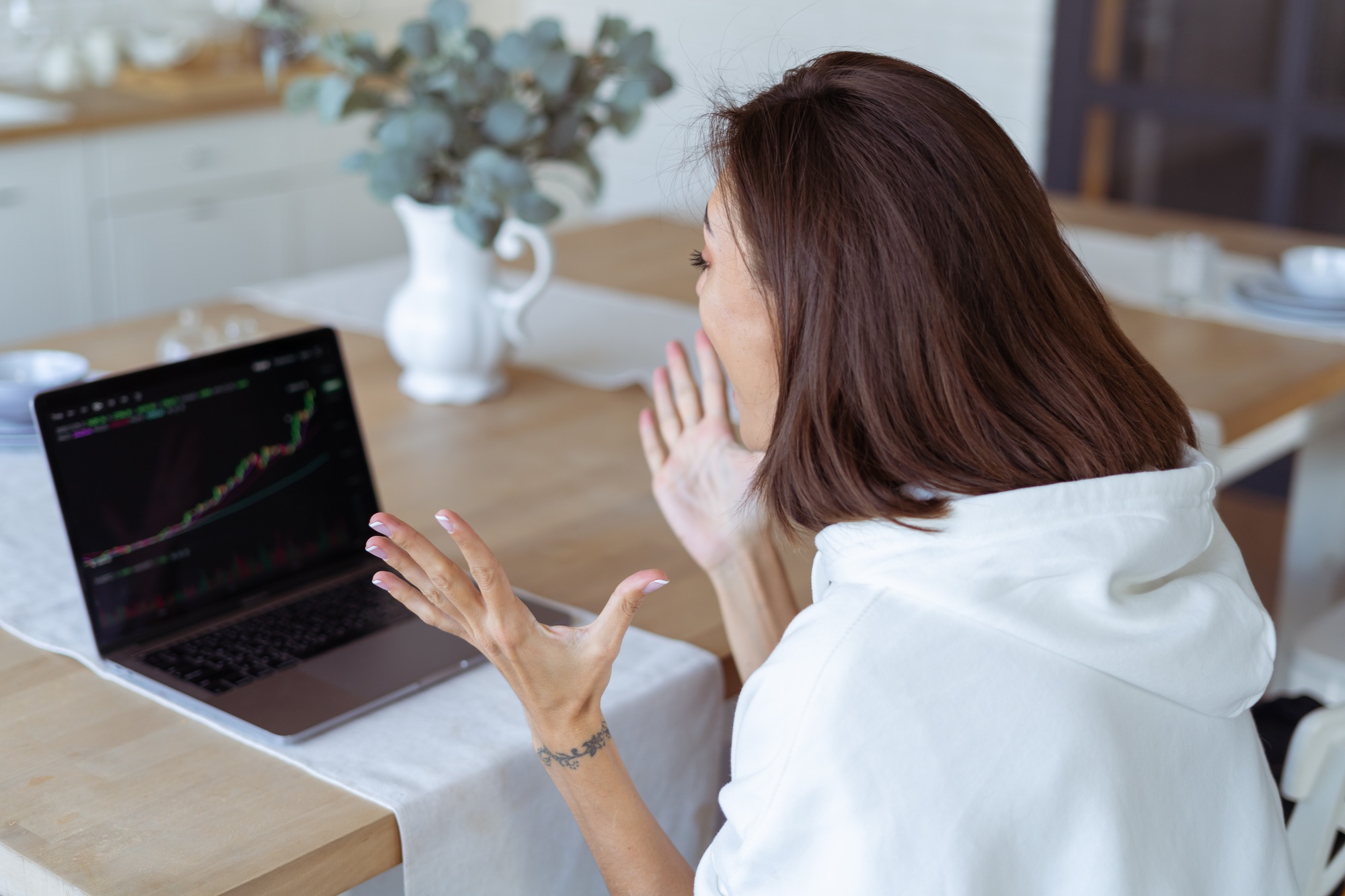 The Great Altcoin Stall: Major Cryptocurrencies Face Momentum Challenges