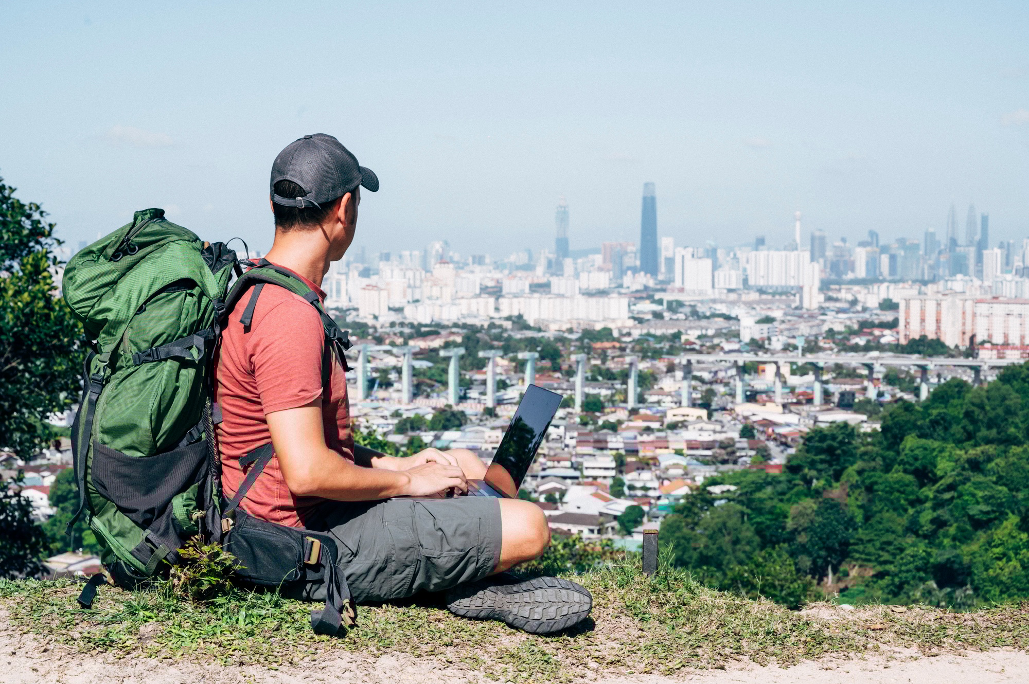 How to Handle Money as a Digital Nomad or Remote Worker