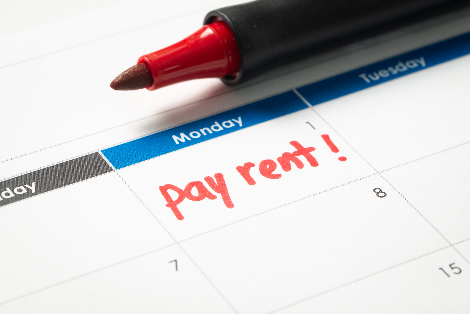 How to Save Money While Paying High Rent